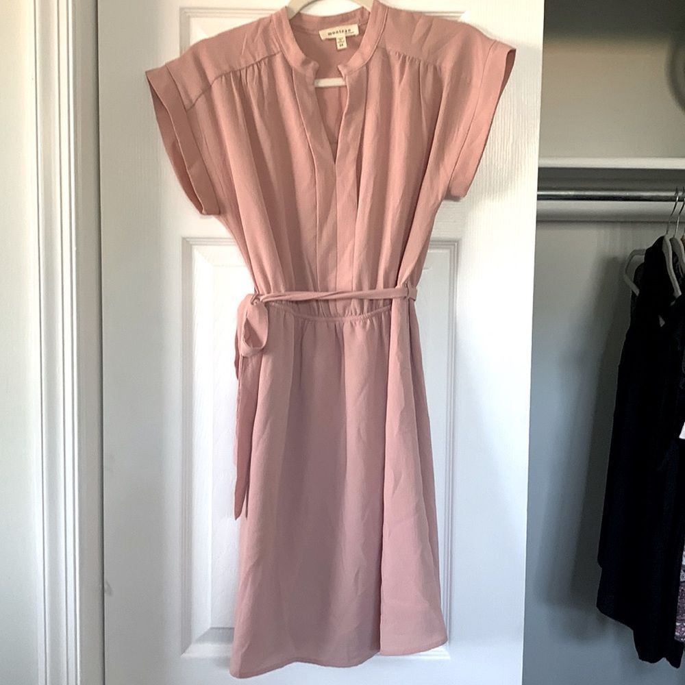 Mauve v-neck dress